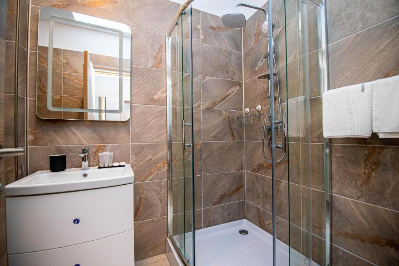 Apartament Katrina - Alezzi Beach - Sea View Năvodari Eksteriør bilde