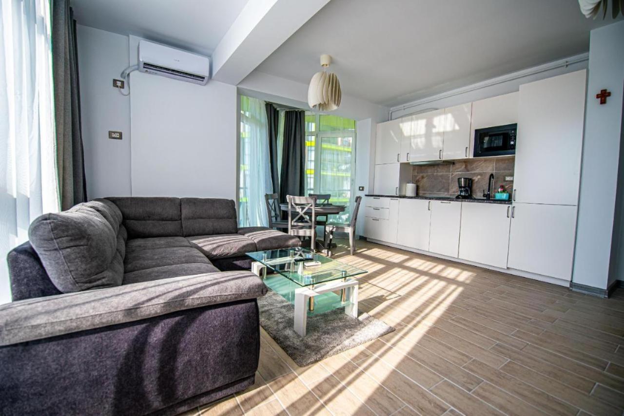Apartament Katrina - Alezzi Beach - Sea View Năvodari Eksteriør bilde